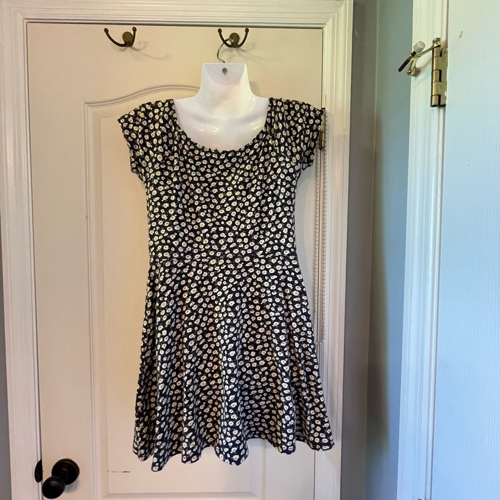 Size L by Forever 21 mini floral mini dress